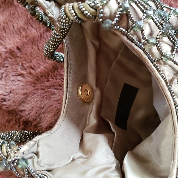 SOLD - Eye-catching green beaded purse - Picture 4 of 5